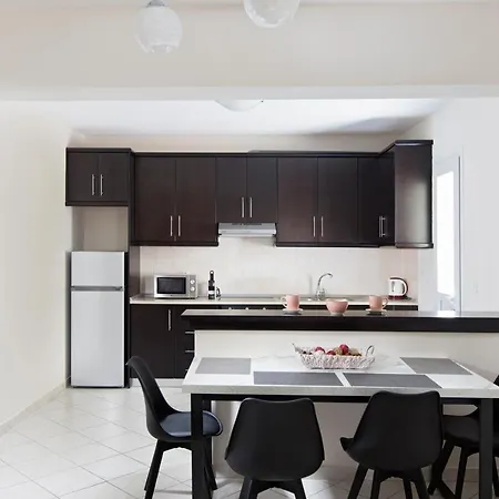 Kostas 2 Apartamento